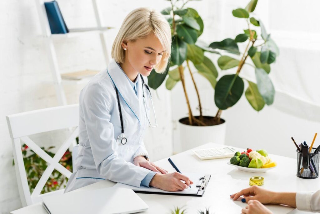 Telemedicine for Personalized Nutritional Guidance